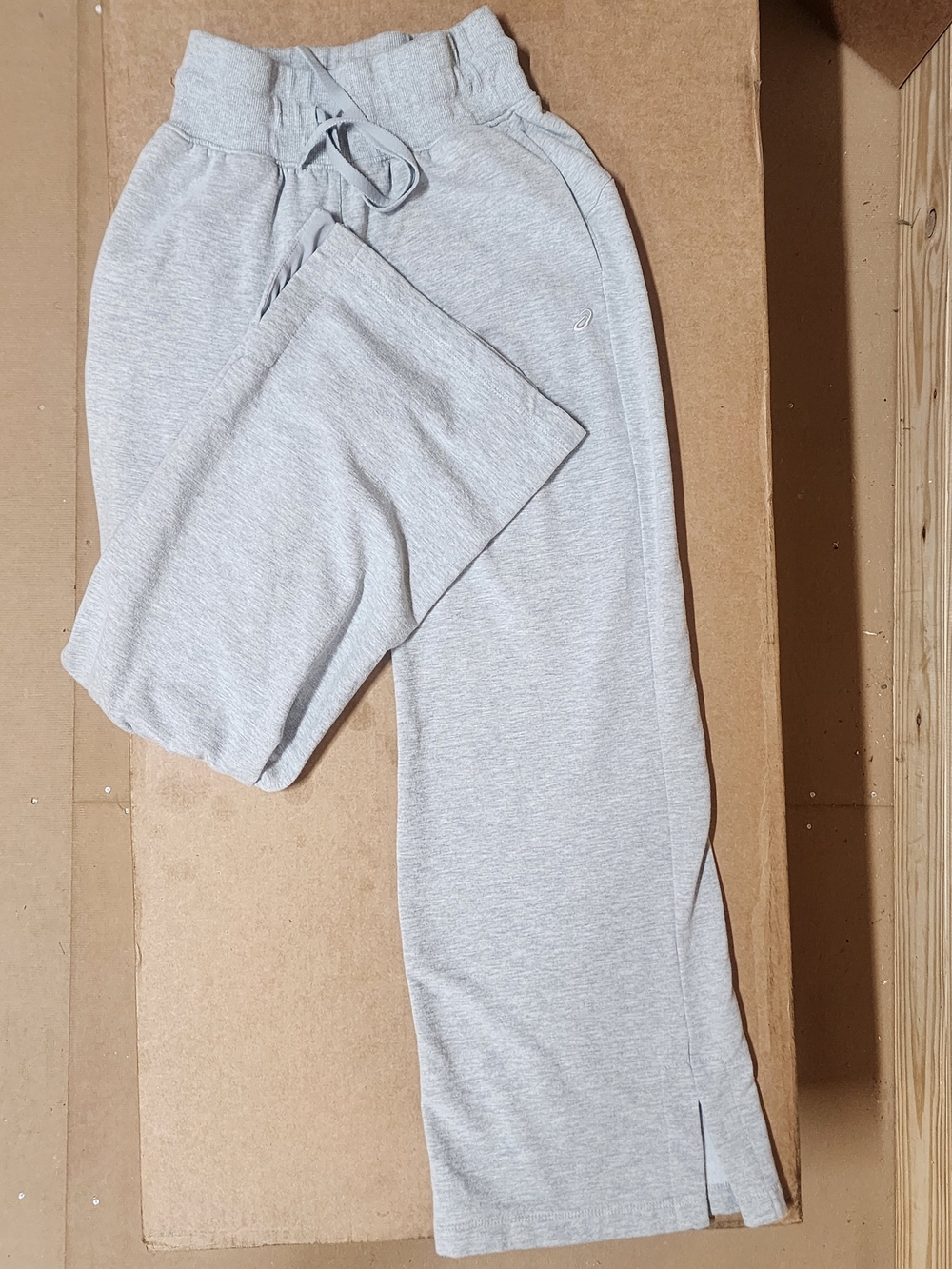 Asics Women's Gray Wide Leg Pull-On Sweatpants with Drawstring Size XS